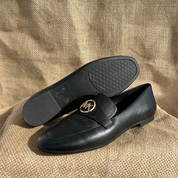 Michael Kors Loafers - Picture 3 of 6